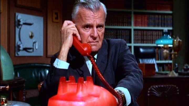 Allerede i 1966 hadde politisjefen i Gotham City en direkte telefonlinje til Batman. Jeg hadde faktisk trodd togledelsen hadde noe tilsvarende i 2026.